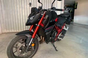 Hornet 750