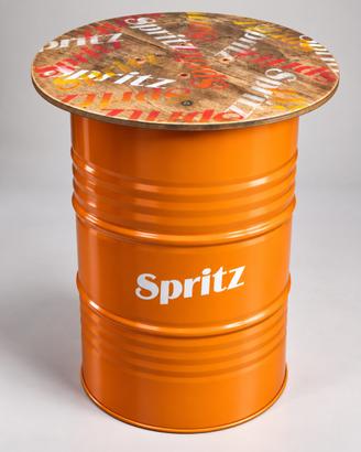 Tavolino con bidone spritz