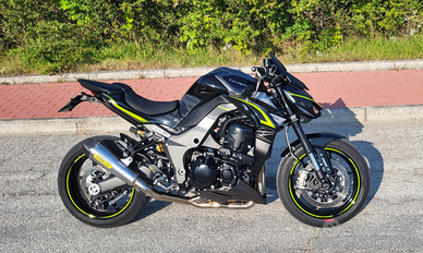 Kawasaki Z1000 R edition