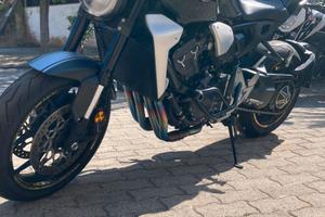 Honda CB1000R (2020) - Pari al nuovo