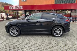Alfa Romeo Stelvio 2.0 Turbo 280cv FIRST EDITION