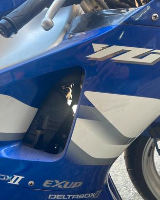 Yamaha r1 99-2000