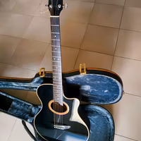 CHITARRA  YAMAHA APX-6 + CUSTODIA ORIGINALE