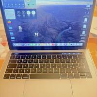 Macbook pro 13 2019 touche bar Intel I5