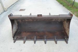 Benna anteriore standard Komatsu