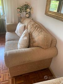 Divani damascati due posti