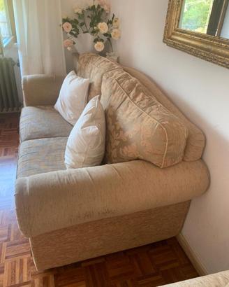 Divani damascati due posti