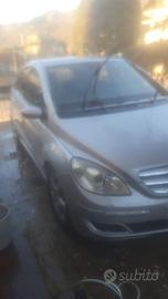 Classe b 2006 euro 1300