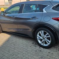 infiniti q30 15d dct premium 