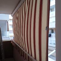 Tenda da sole per balcone di casa