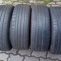 Gomme estive Michelin  225 45 18