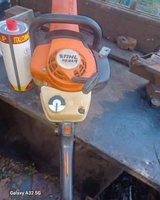 TAGLIASIEPE STIHL HS 82 R