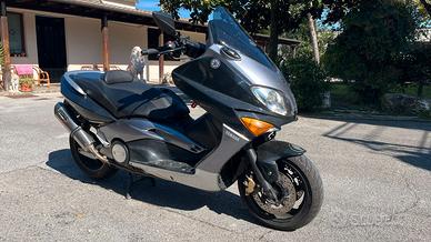 Yamaha T Max 500