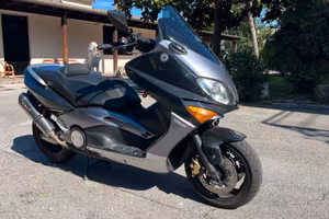 Yamaha T Max 500
