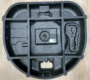 supporto per il vano di scorta Ford Focus 