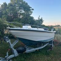 Barca a motore 5 metri