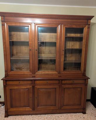 credenza con vetrina