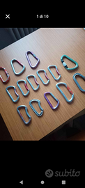 Moschettoni vari (14 pezzi)