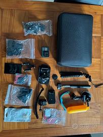 GoPro 8 BLACK con accessori