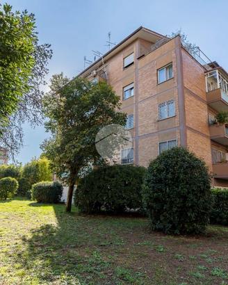 3 LOCALI A ROMA