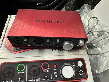 FOCURSITE Scarlett 2i2