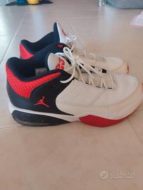 Nike Jordan max aura 3