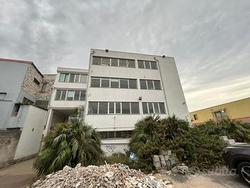 Terralba - Splendido locale commerciale