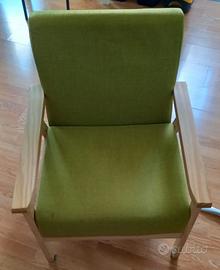poltrona in tessuto e legno