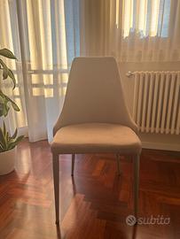 N 4 poltroncine, sala da pranzo beige