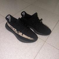 Yeezy 350 boost “oreo”