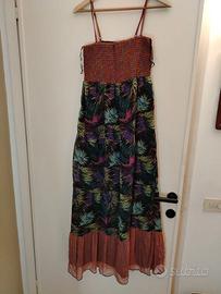 Vestito lungo estivo con fantasia tropicale