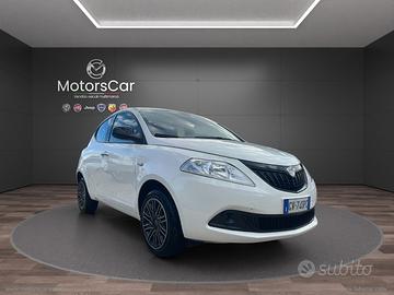 LANCIA Ypsilon 1.0 FireFly 5p. S&S Hybrid Oro