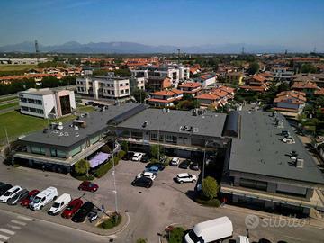 Immobile di 86 m² a Trezzano Rosa