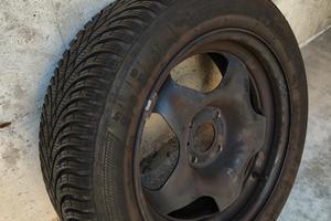 pneumatici invernali 205 55 16 con  cerchi