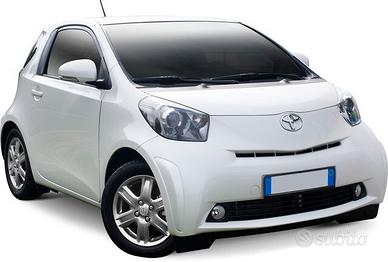TOYOTA IQ - 1.0 BENZ - ANNO 2009 - RICAMBI USATI