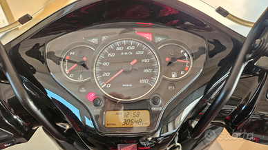 Scooter honda sh 300 i abs