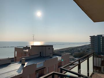 A Settembre VISTA MARE a Lido degli Scacchi -700-
