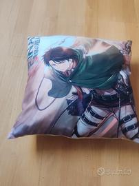 Cuscino Attack on Titan - Levi Ackerman 