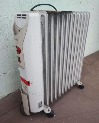 Radiatore elettrico ad olio, potenza 2000 W