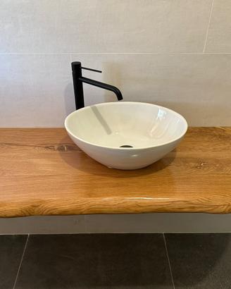 Creazione di Top bagno in legno massello su misura