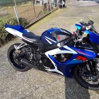 Suzuki GSX-R 750