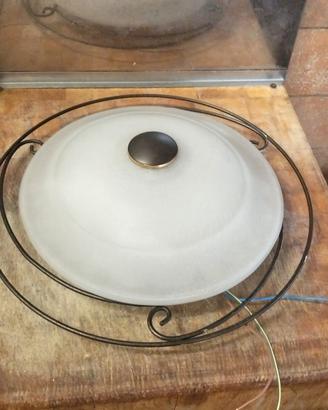 3 lampadari in ferro battuto e vetro uguali