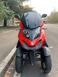 Scooter a tre ruote Quadro 3 350cc Euro 4 2018