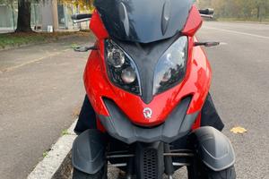 Scooter a tre ruote Quadro 3 350cc Euro 4 2018