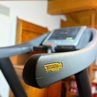 TAPIS ROULANT TECHNOGYM RUN 700 - PARI AL NUOVO