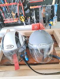2 caschi Jet bhr