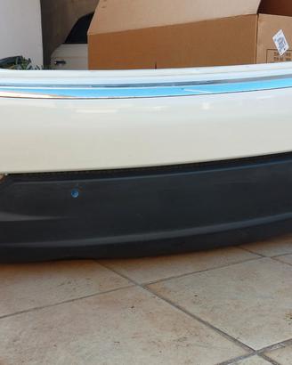 PARAURTI POSTERIORE PER LANCIA DELTA III 2011