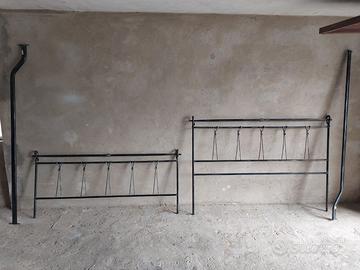 Elegante Struttura Letto in Ferro Battuto