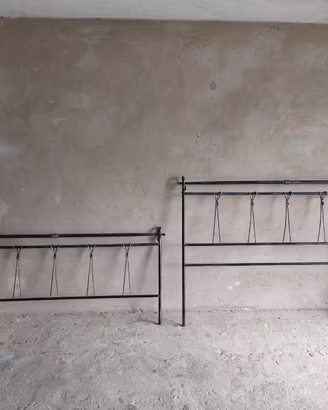 Elegante Struttura Letto in Ferro Battuto