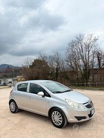 Opel corsa 1.2 benzina
